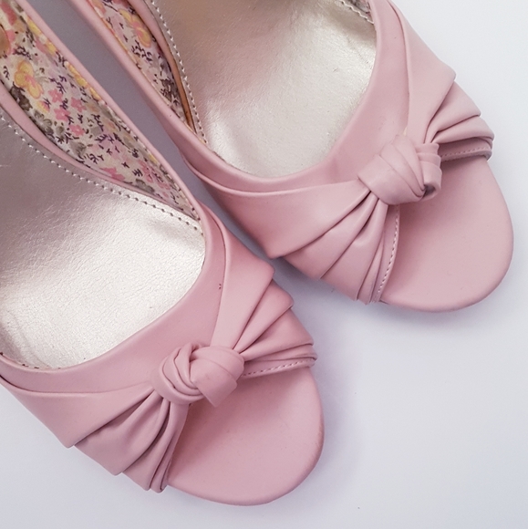 AMERICAN EAGLE Pink Front Knot Peep-Toe Kitty Heels - Picture 5 of 12